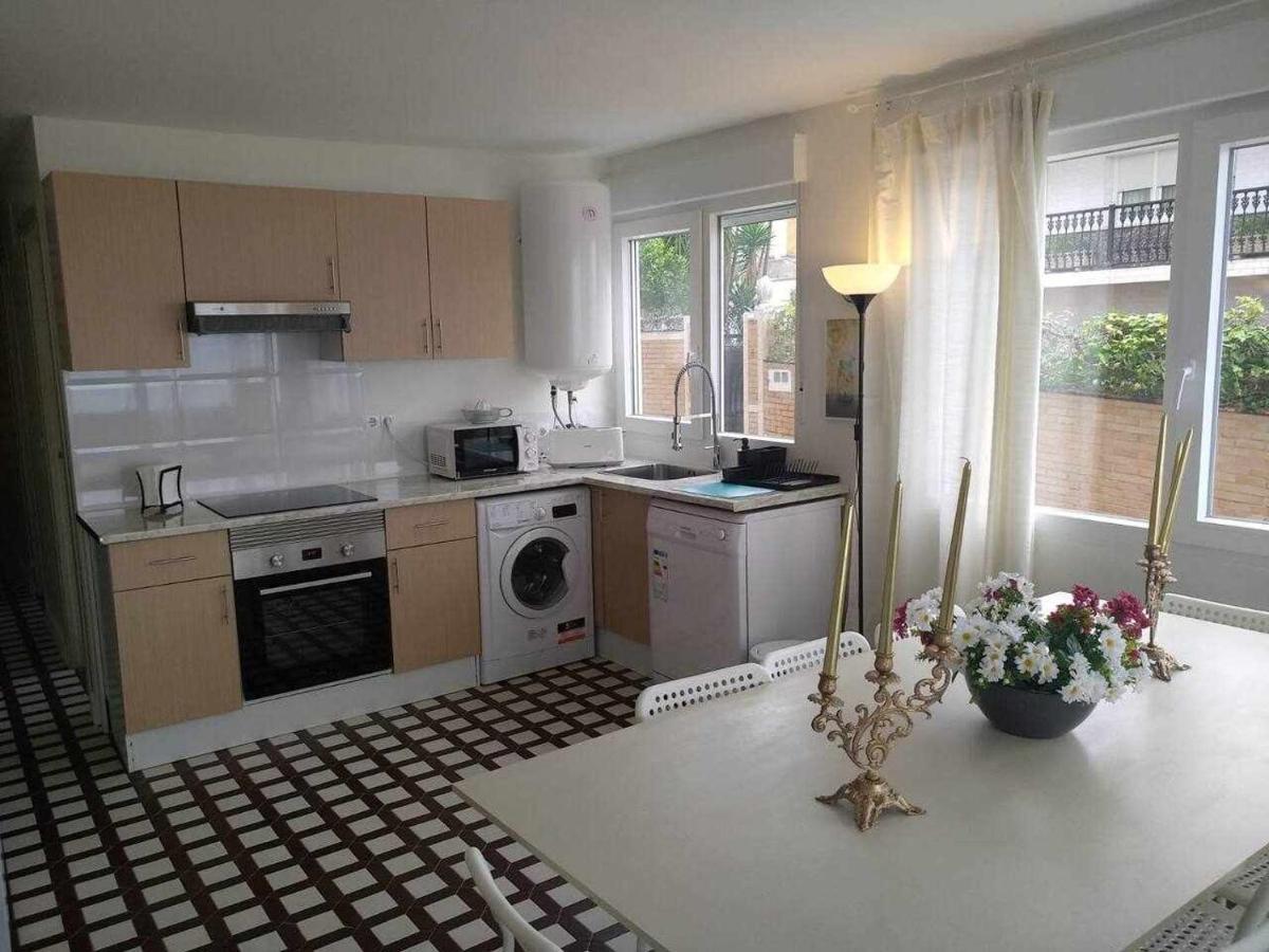 Apartamento Frente Al Mar Playa De Coroso 리베이라 외부 사진