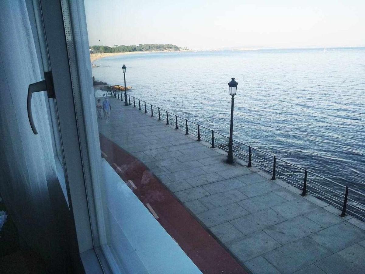 Apartamento Frente Al Mar Playa De Coroso 리베이라 외부 사진