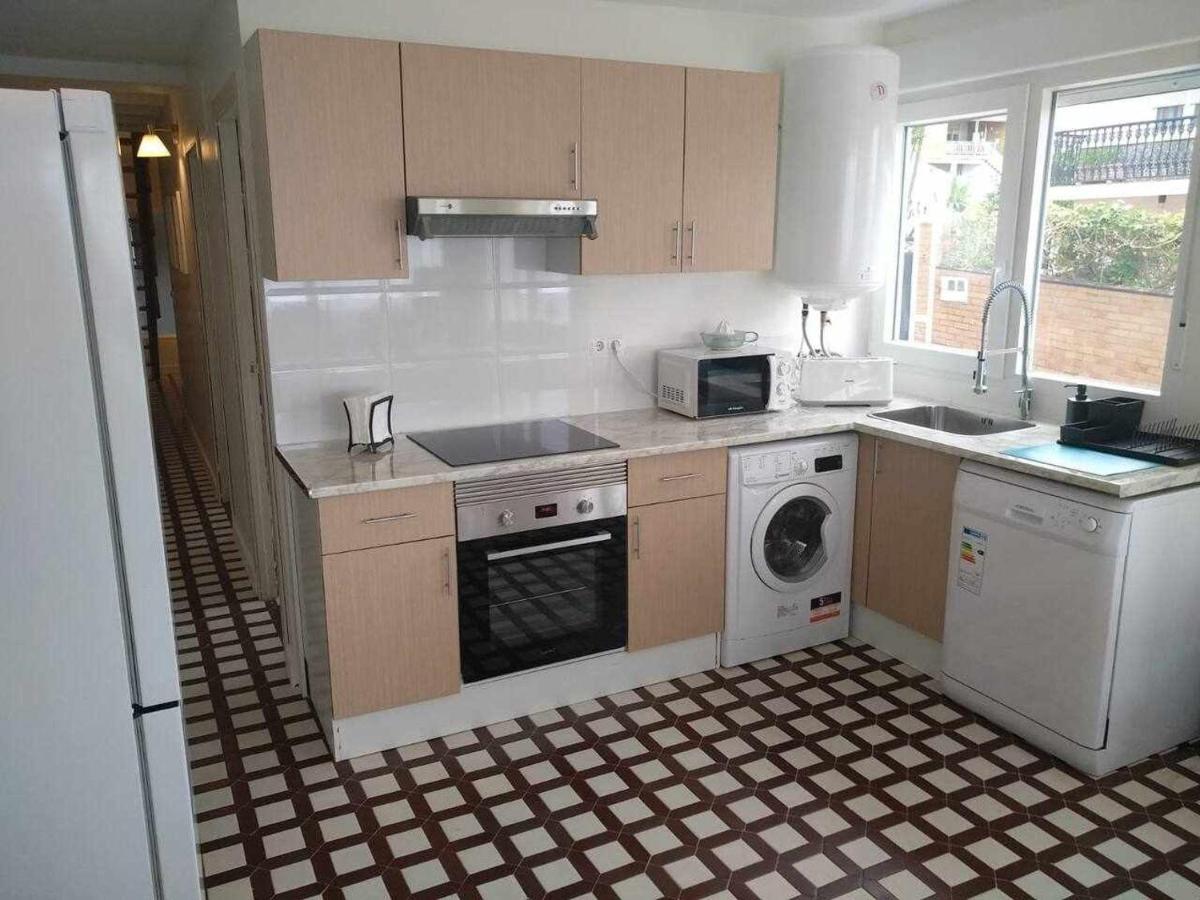 Apartamento Frente Al Mar Playa De Coroso 리베이라 외부 사진