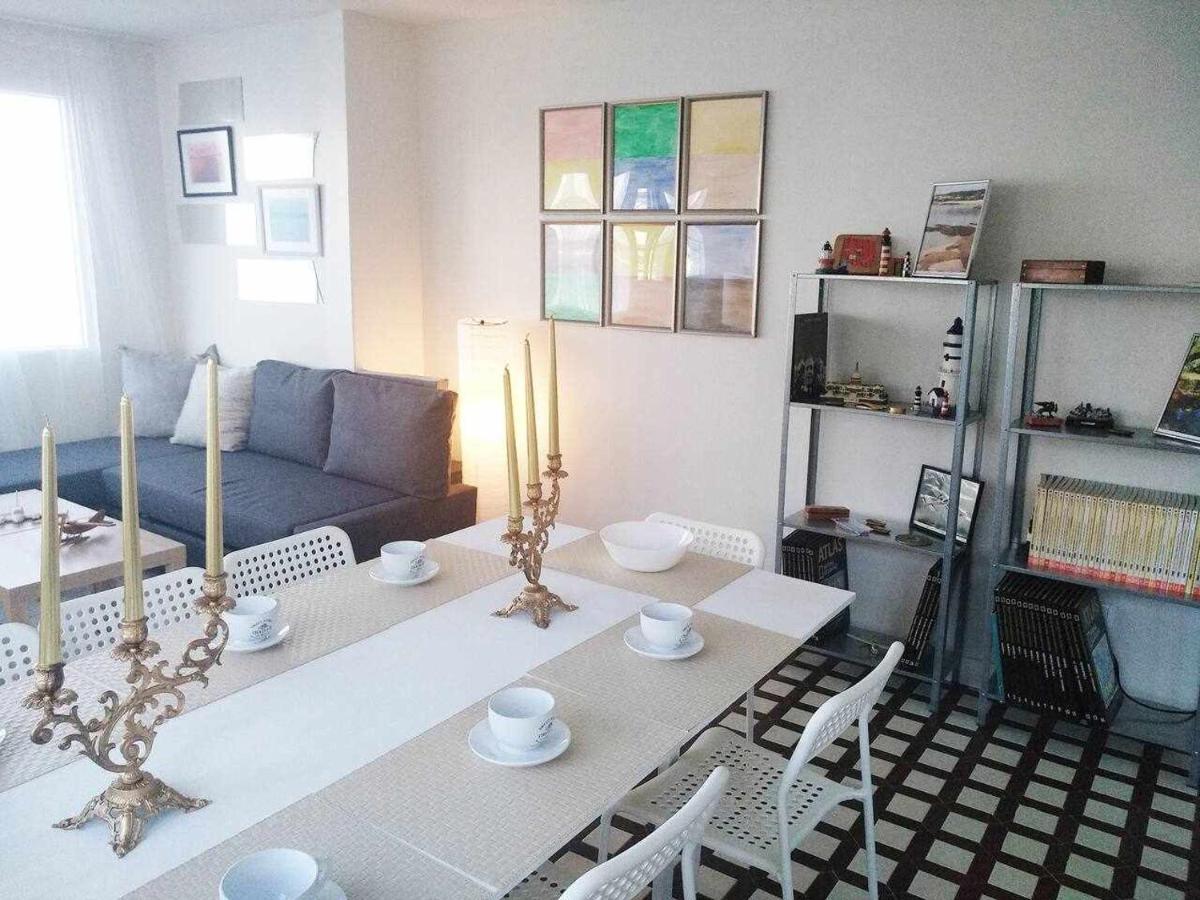 Apartamento Frente Al Mar Playa De Coroso 리베이라 외부 사진